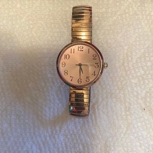 Quartz womens watch